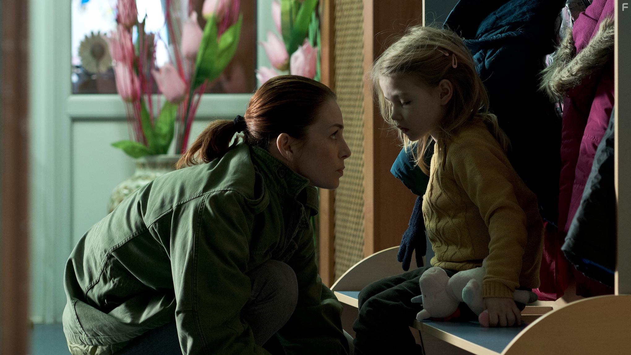 Marcelina Stepkowska and Katarzyna Wajda in The Thaw (2022)