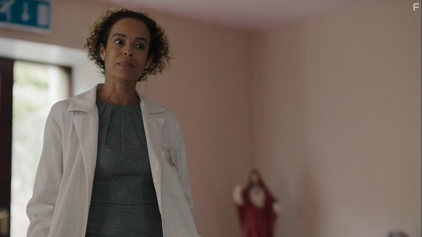 Ivet Corvea in Holding (2022)