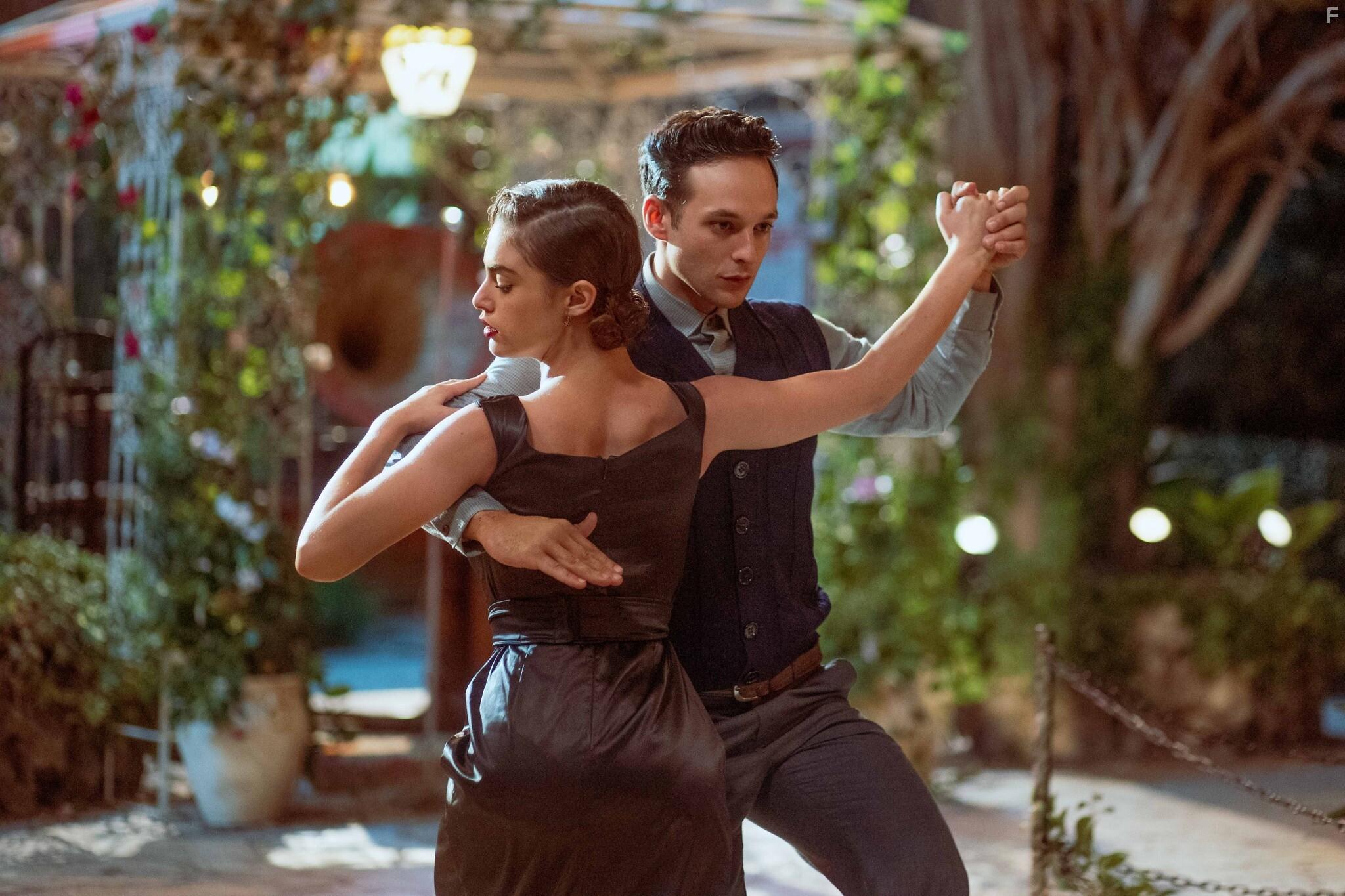 Israel Ogalbo and Swell Ariel Or in The Beauty Queen of Jerusalem (2021)