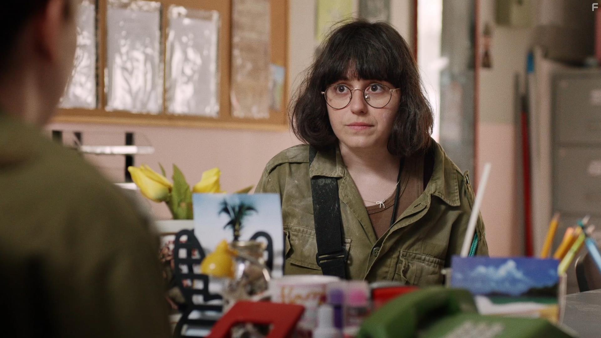 Alma Keni in HaMefakedet (2021)