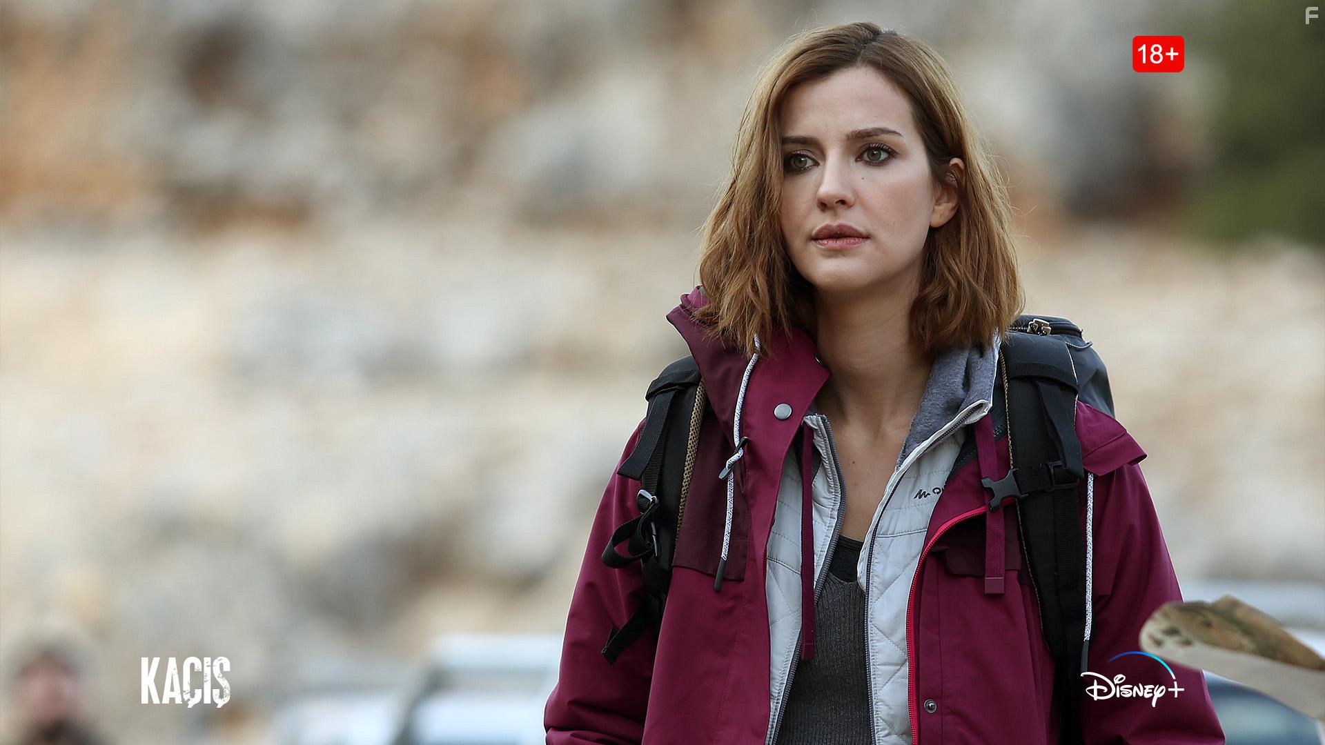 Irem Helvacioglu in Kais (2022)