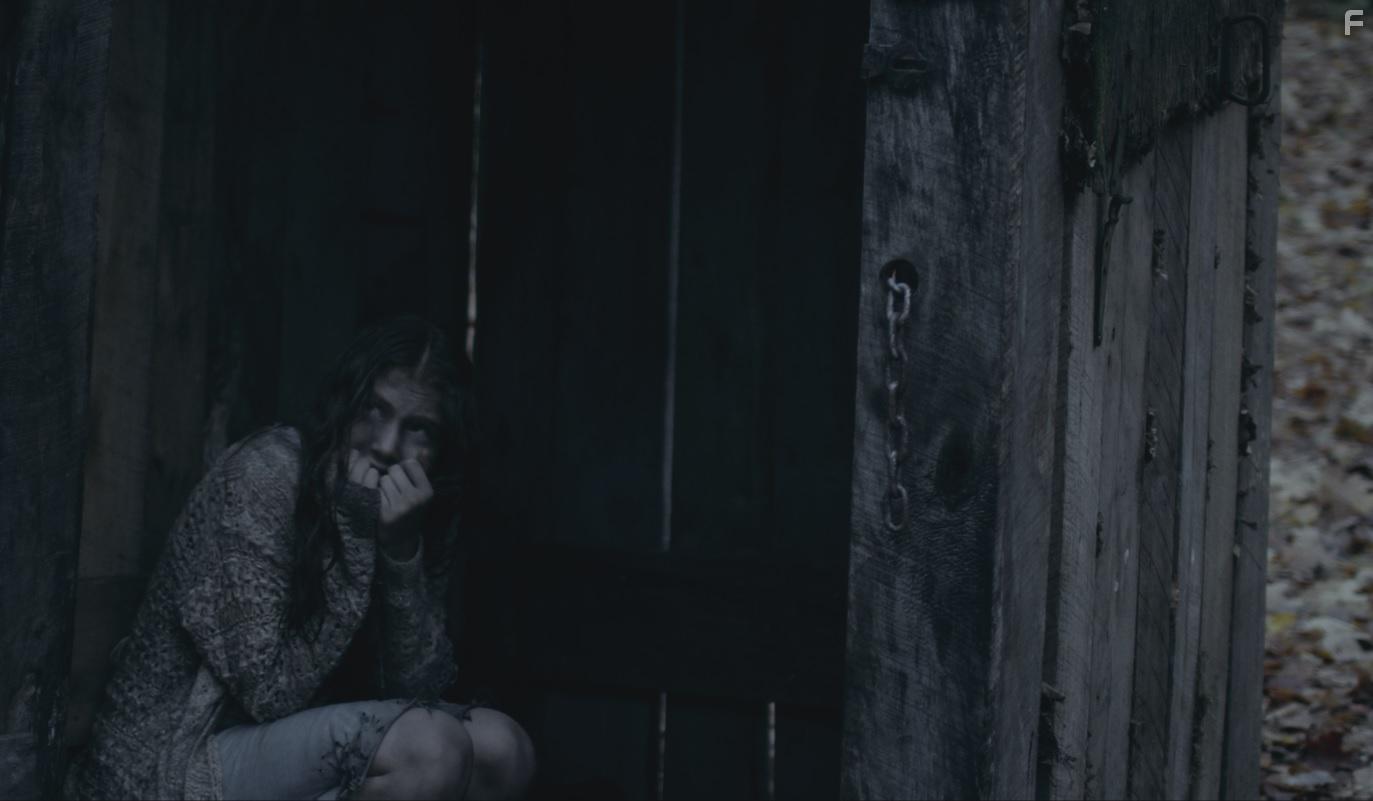 Chelsea Goldwater in Woodland Grey (2021)