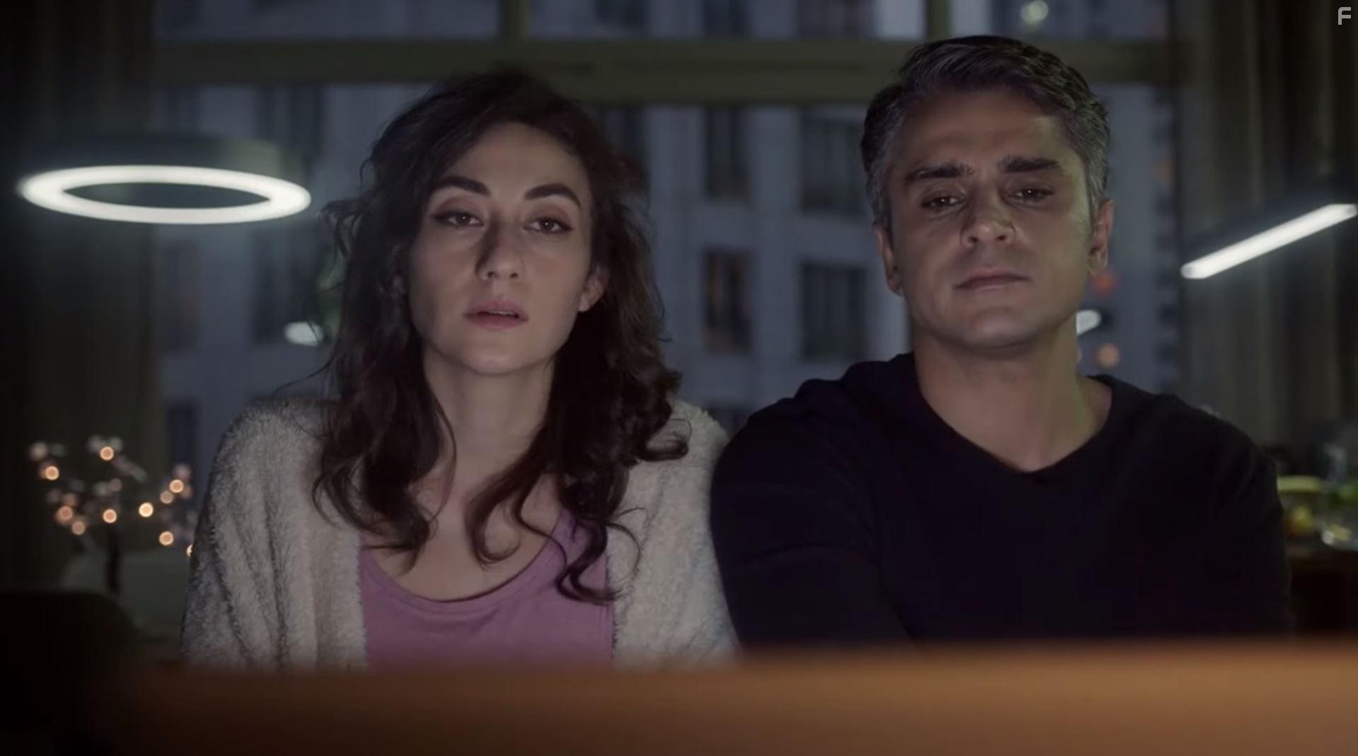 Umut Kurt and Kubra Kip in Baglilik Asli (2019)