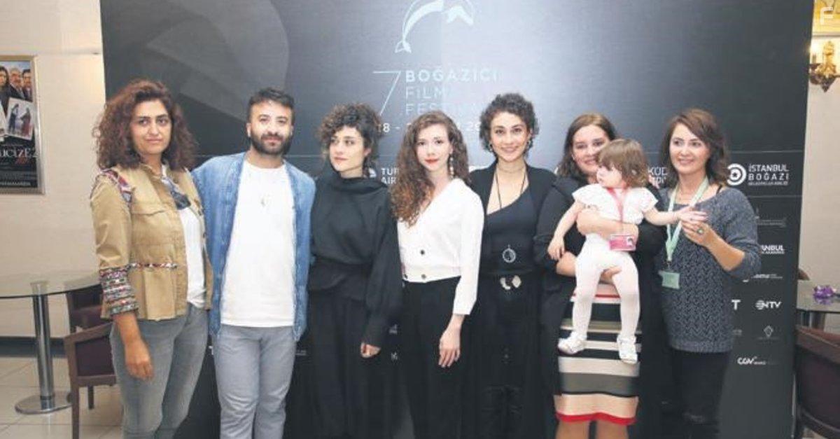 Almina Kavci, Ece Yksel, and Kubra Kip in Baglilik Asli (2019)