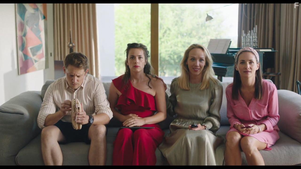 Sandra Novkov, Petra Hrebckov, Stepn Benoni, and Gabriela Marcinkov in Matky (2021)