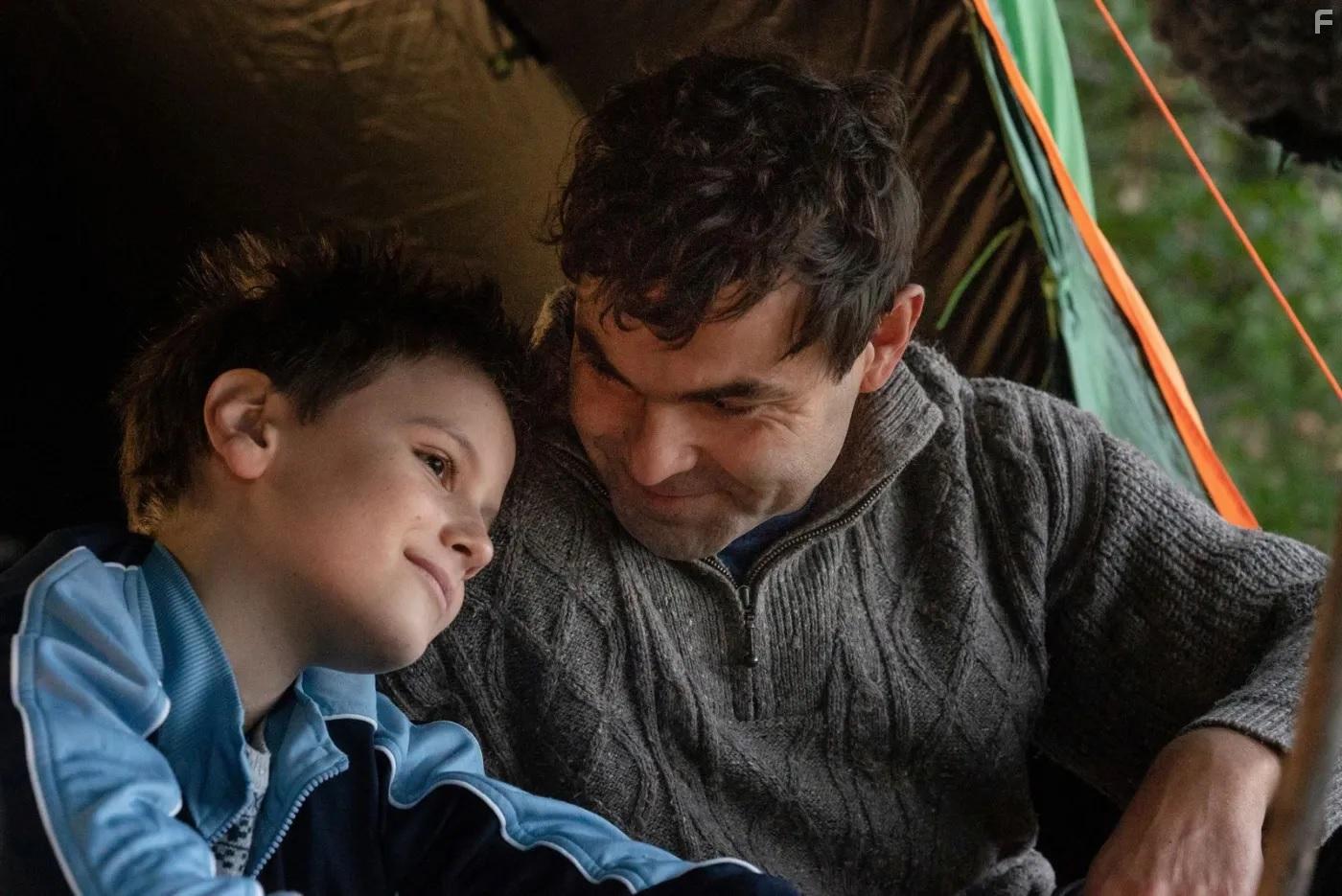 Mika Tritto and Andreas Dhler in Piskopat (2021)