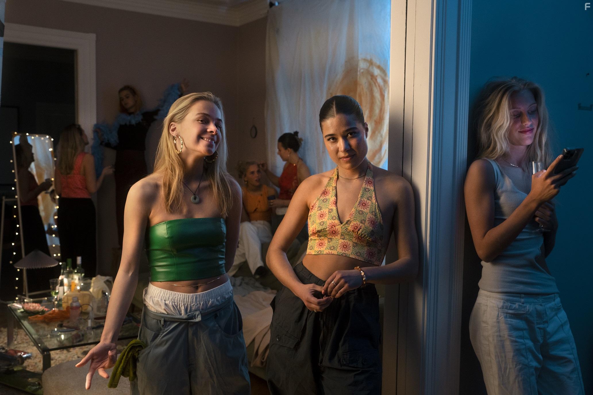 Safina Coster-Waldau and Filippa Navarana in Salsa (2022)