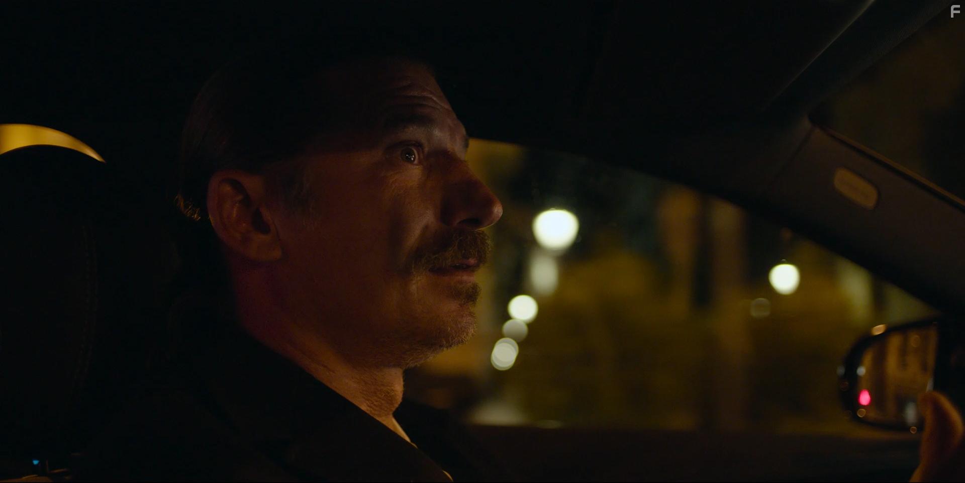 Luka Peros in El arte de volver (2020)