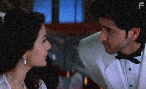 Hrithik Roshan and Ameesha Patel in Скажи, что любишь! (2000)