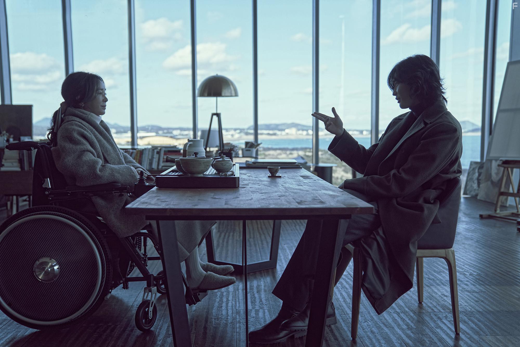 Lee Jong-Suk and Kim Da-Mi in The Witch: Part 2 (2022)