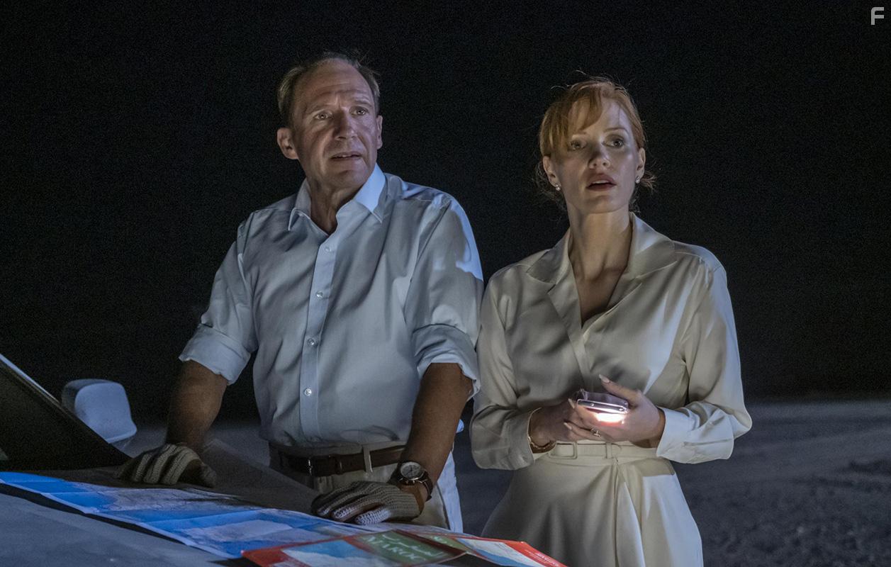Ralph Fiennes and Jessica Chastain in The Forgiven (2021)