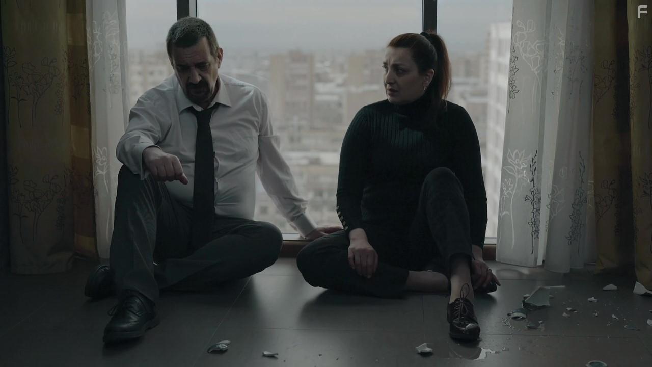 David Chandler and Anoush Arakelian in Purgatory (2020)