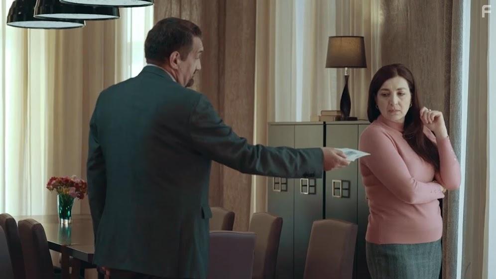 David Chandler and Anoush Arakelian in Purgatory (2020)