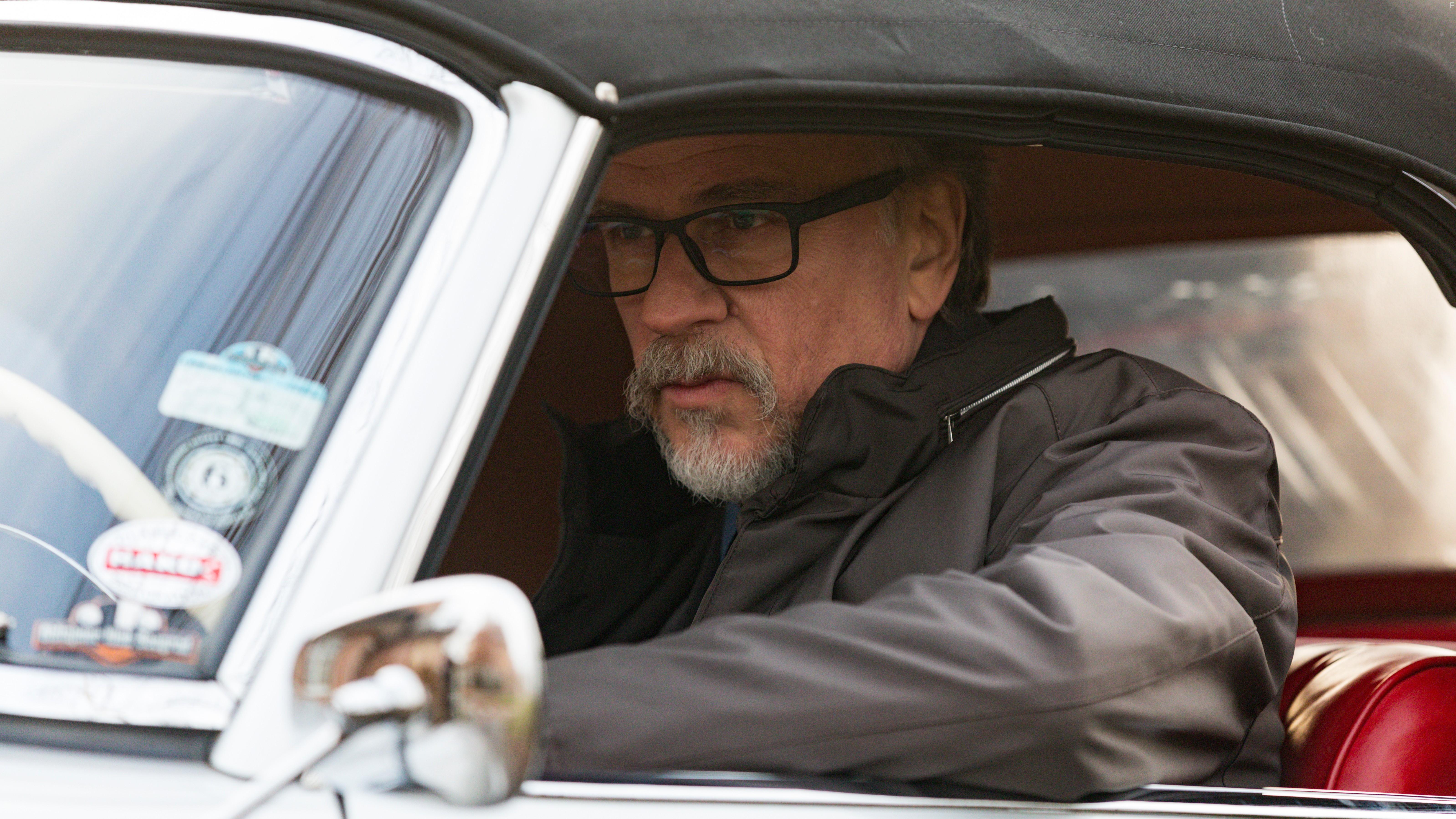 Drzavni sluzbenik (2019)