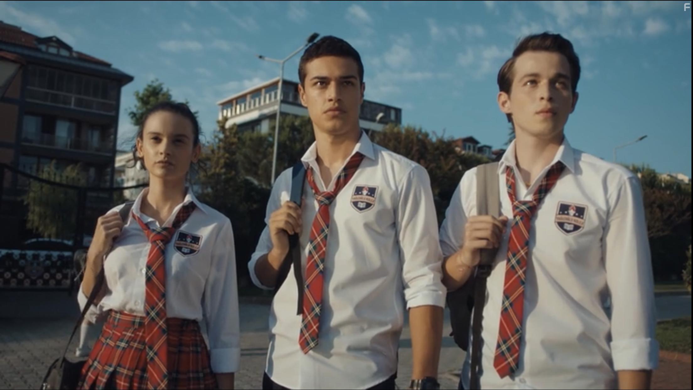 Kaan Mira Sezen, Can Bartu Aslan, and Serra Pirin in Tozluyaka (2022)