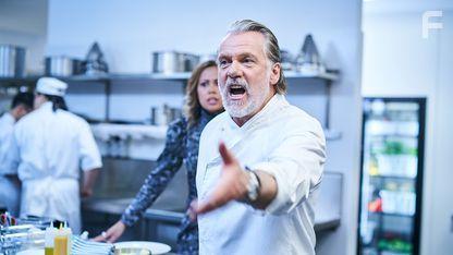 Erik Thomson and Simone Annan in Aftertaste (2021)