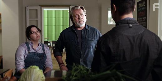 Erik Thomson and Natalie Abbott in Aftertaste (2021)