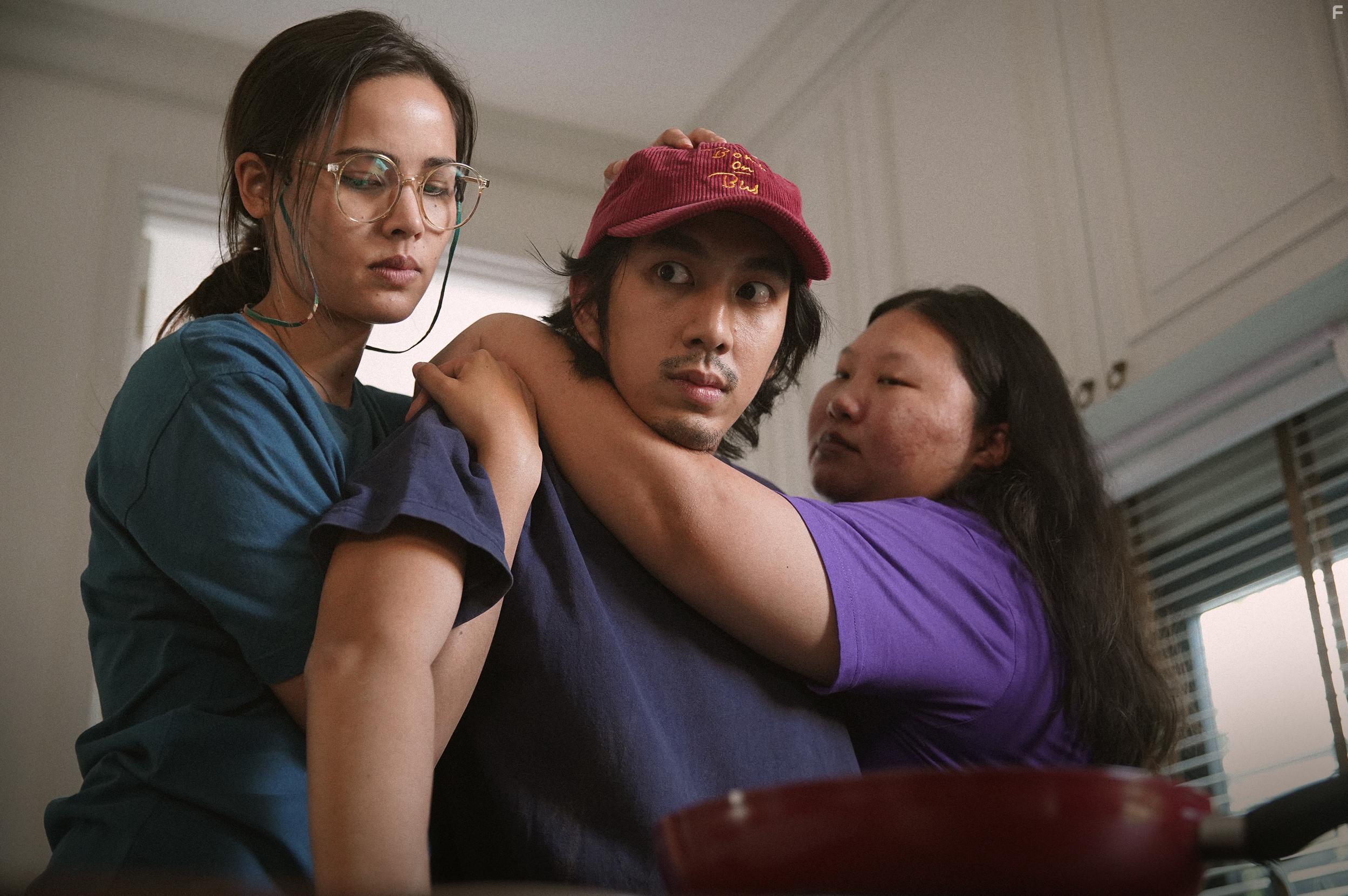 Anusara Korsamphan, Urassaya Sperbund, and Nat Kitcharit in Fast & Feel Love (2022)