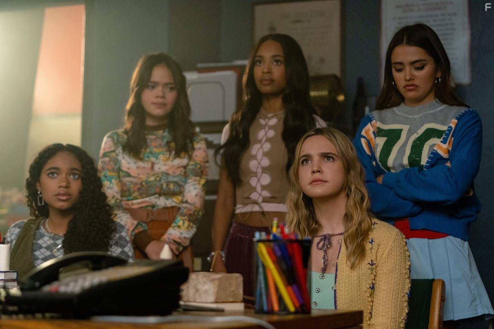 Bailee Madison, Chandler Kinney, Malia Pyles, Maia Reficco, and Zaria in Pretty Little Liars: Original Sin (2022)