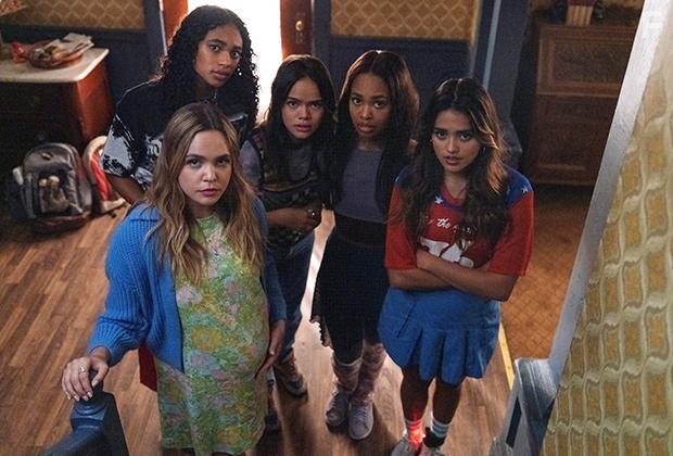 Bailee Madison, Chandler Kinney, Malia Pyles, Maia Reficco, and Zaria in Pretty Little Liars: Original Sin (2022)