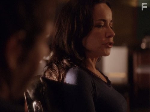 Janeane Garofalo in Мыслить как преступник: Поведение подозреваемого (2011)