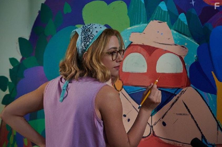Lili Reinhart in Look Both Ways (2022)