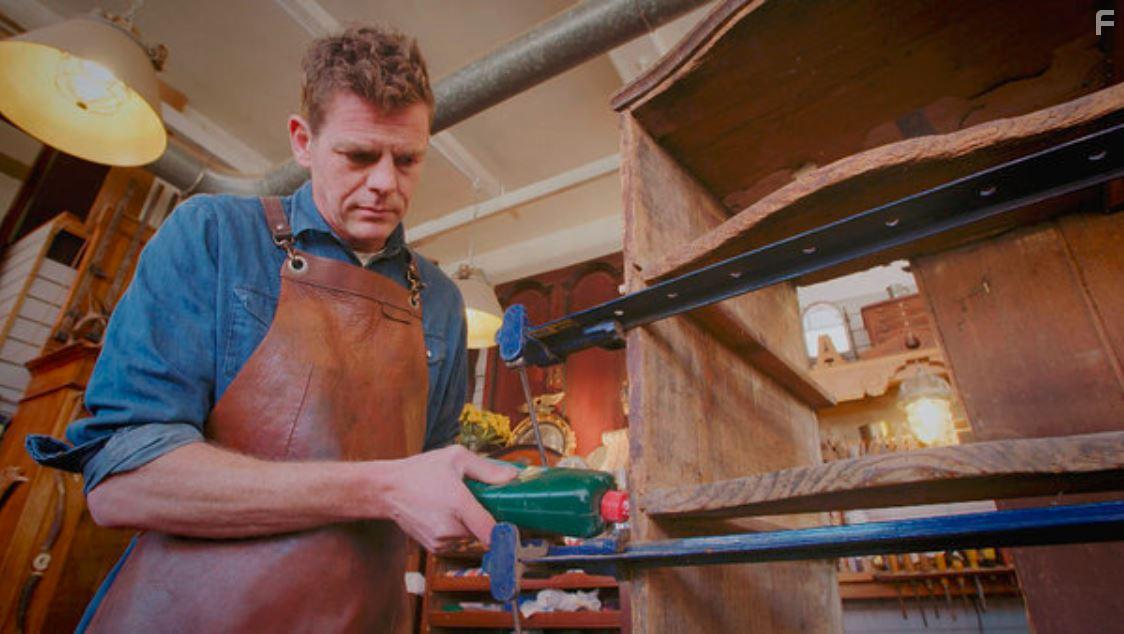 Salvage Hunters: The Restorers (2018)