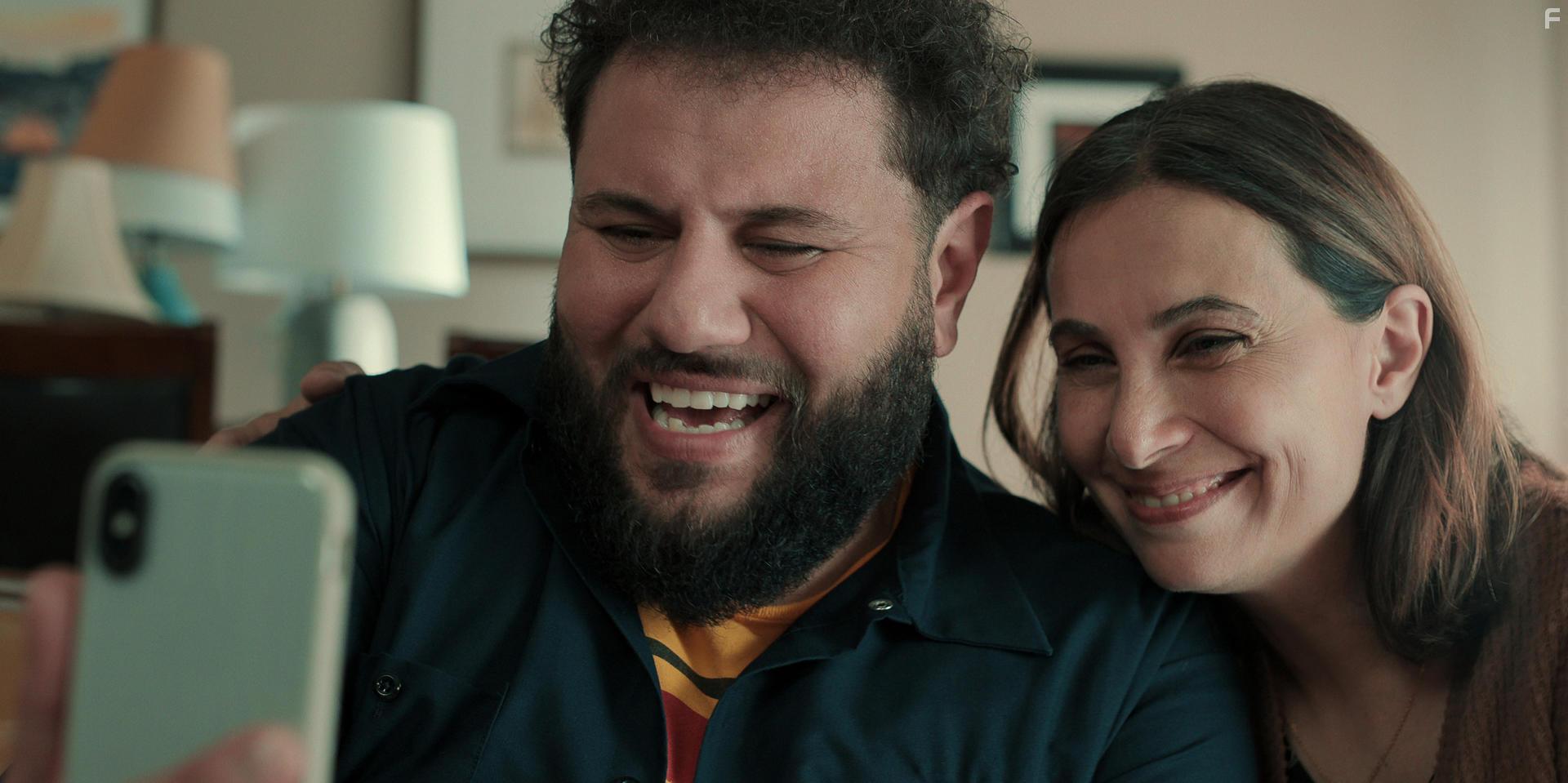 Farah Bsieso and Mohammed Amer in Mo (2022)