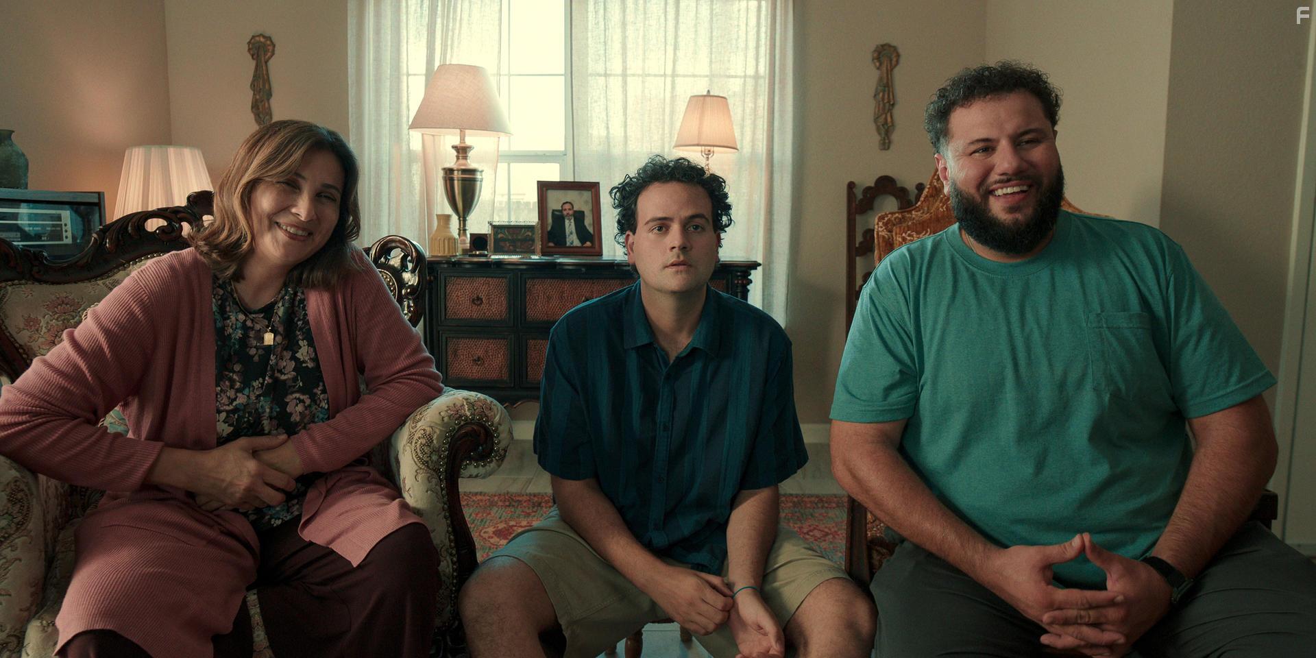 Farah Bsieso, Mohammed Amer, and Omar Elba in Mo (2022)