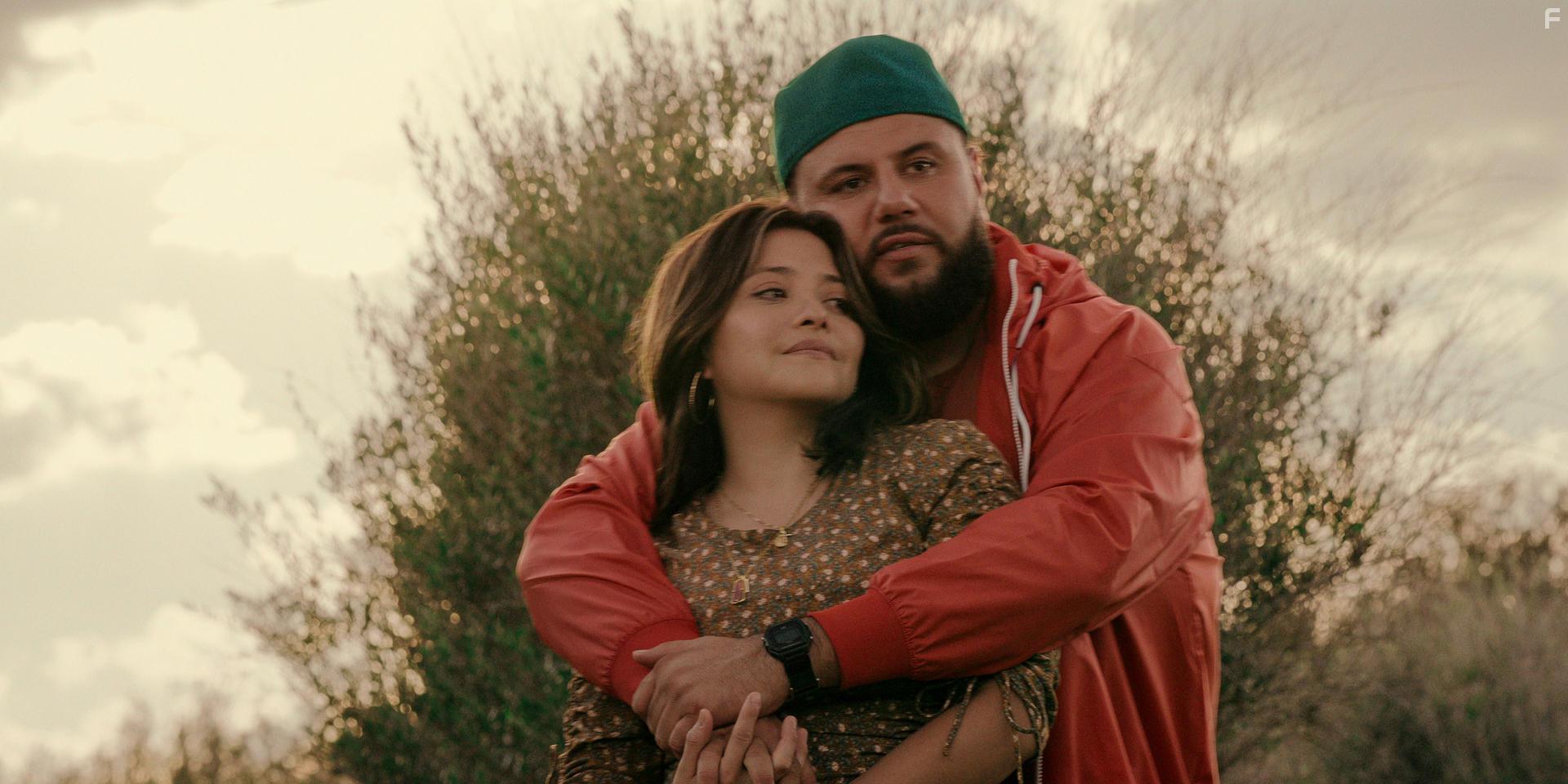 Teresa Ruiz and Mohammed Amer in Mo (2022)