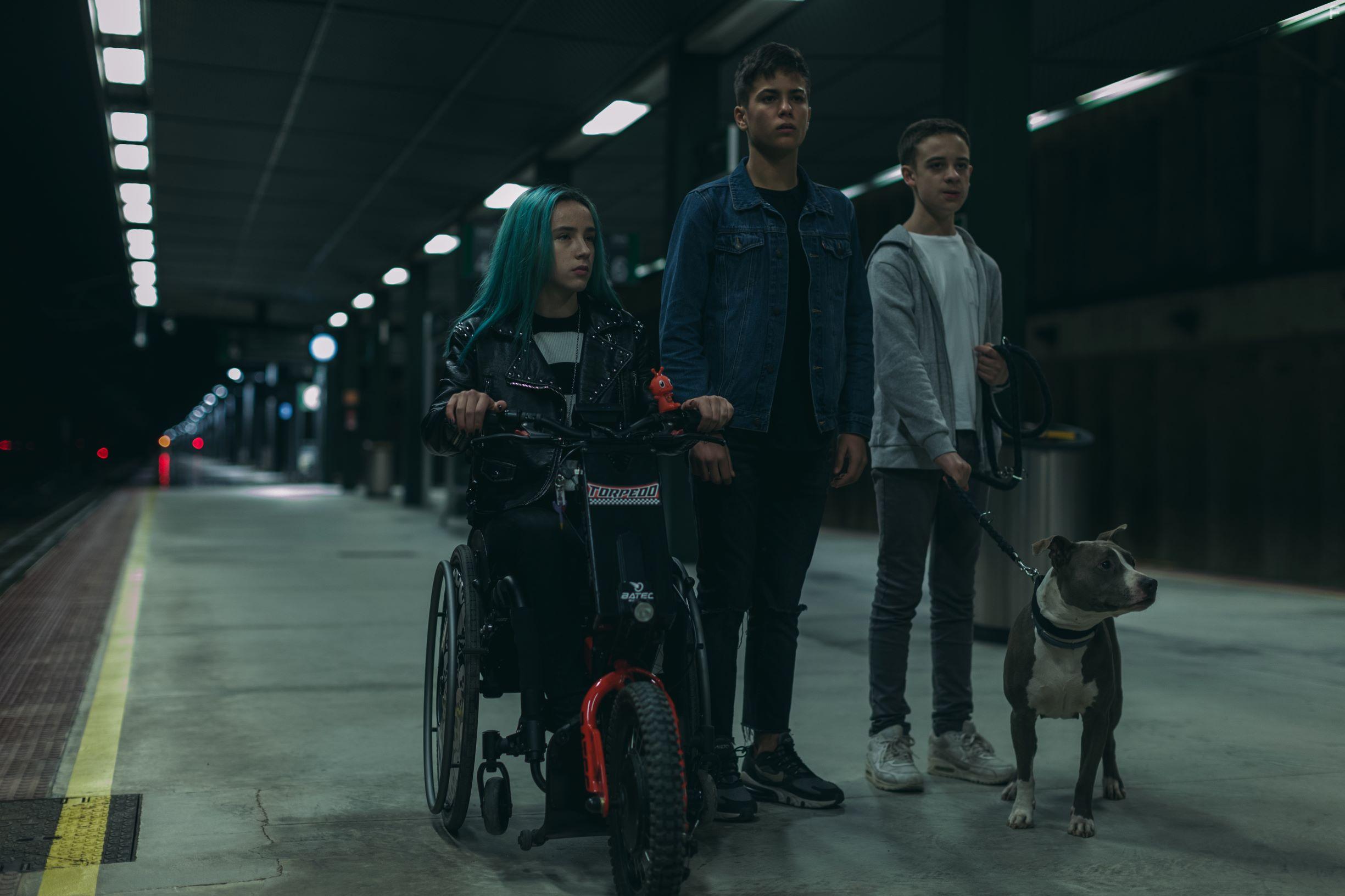 Sara Manzano, lvaro Requena, Hctor Prez, and Marco Sanz in Los Espabilados (2021)