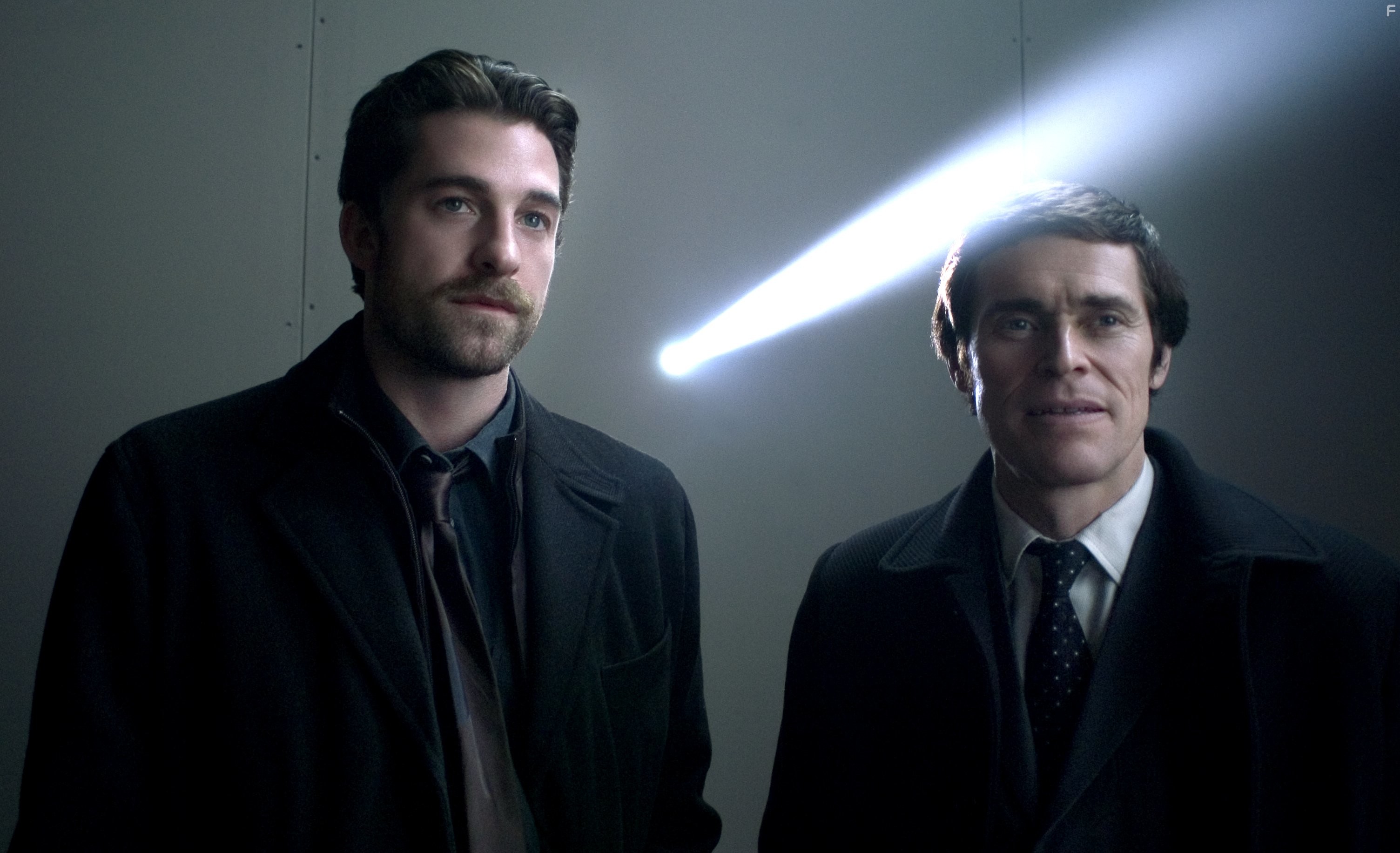Willem Dafoe and Scott Speedman in Анаморф (2007)