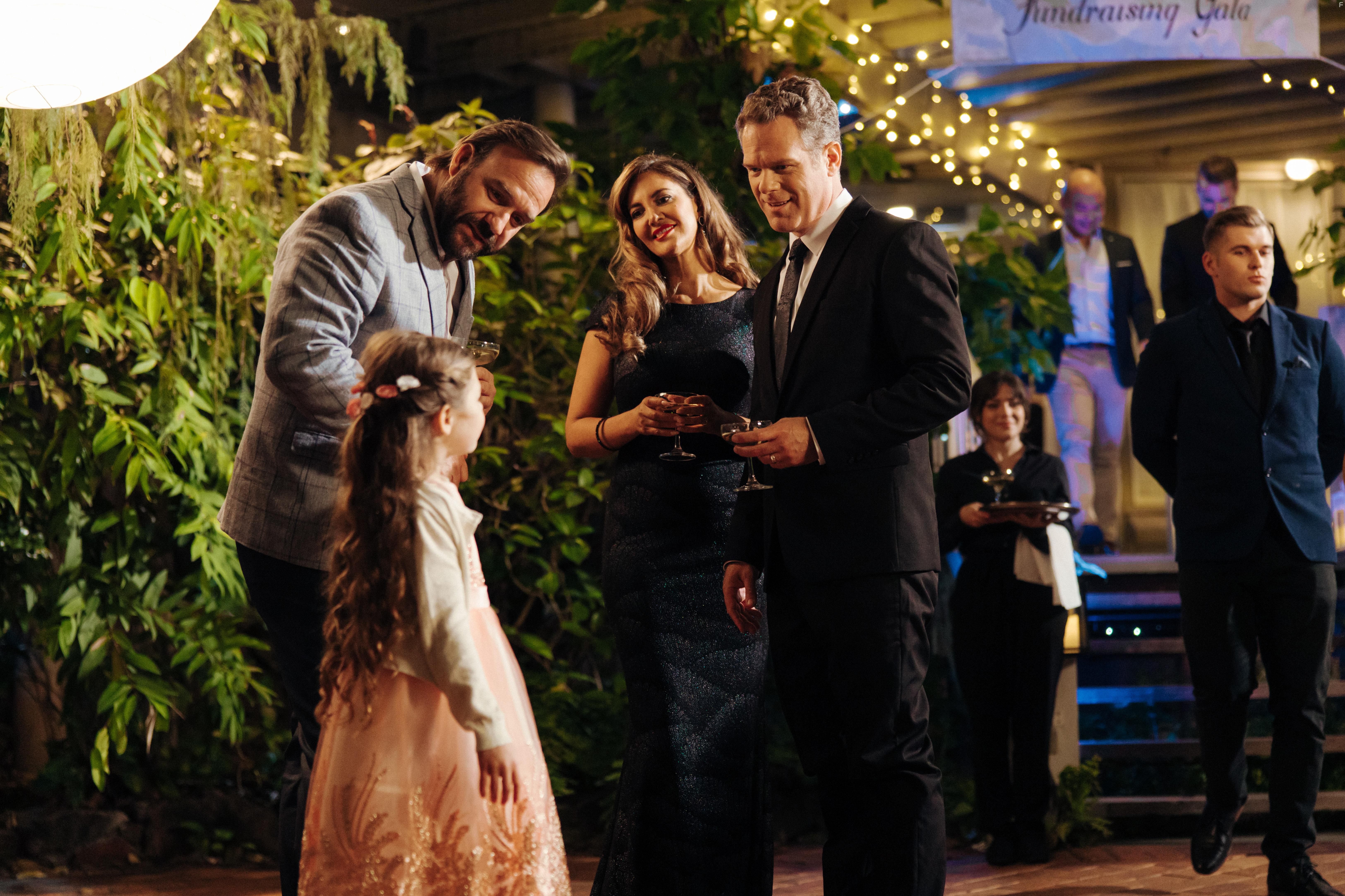 Love and Penguins (2022)