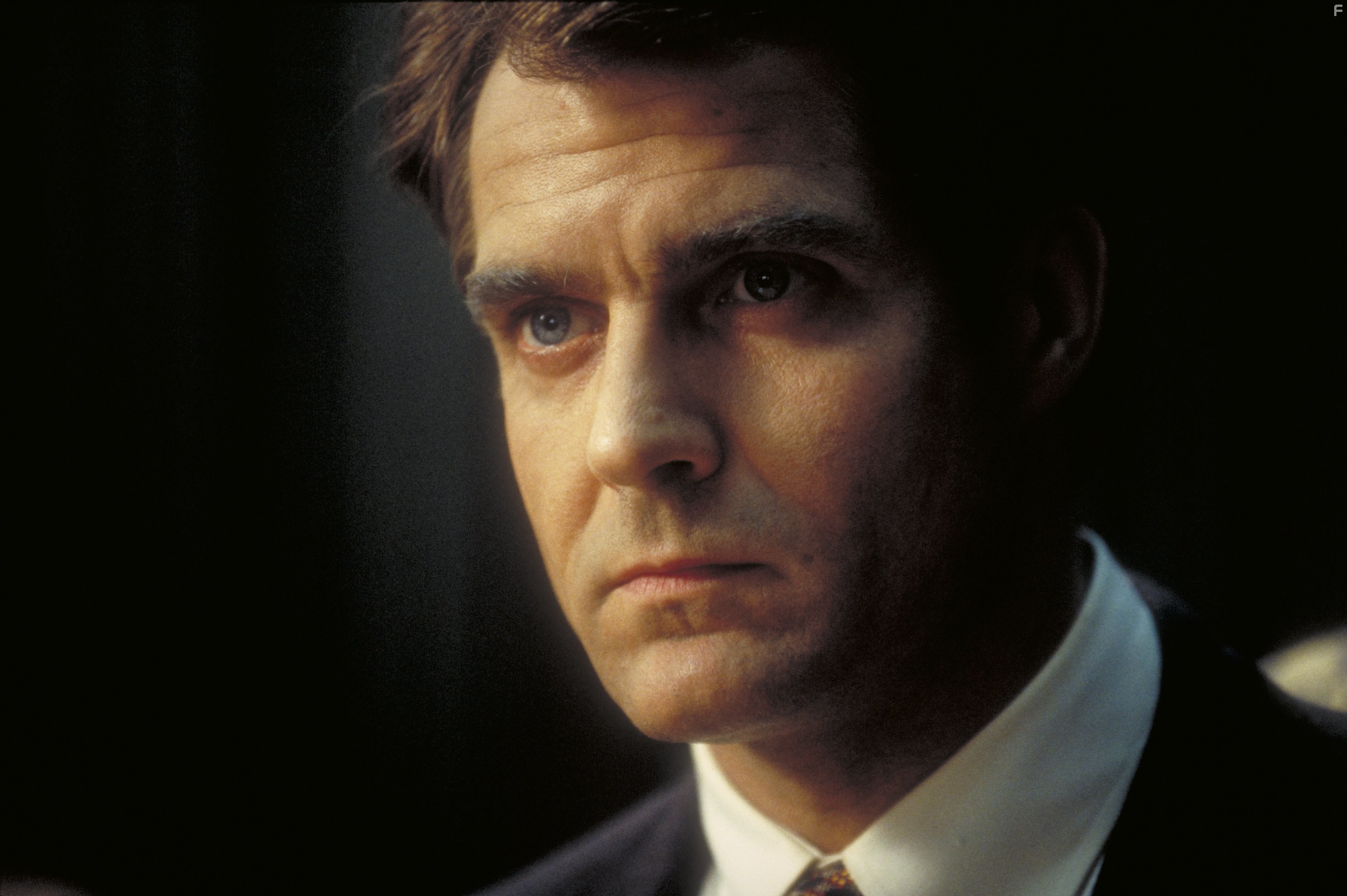 Henry Czerny in Миссия: невыполнима (1996)