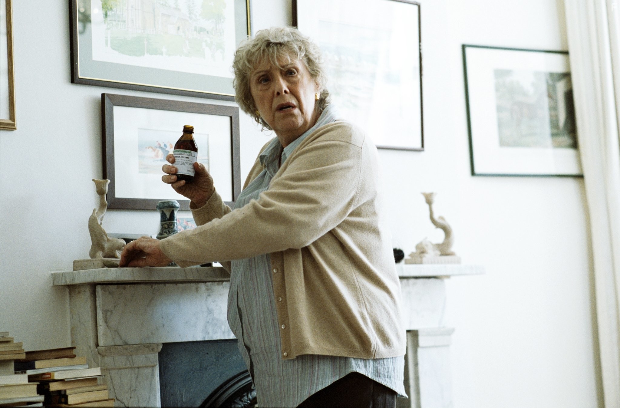 Margaret Tyzack in Матч Поинт (2005)