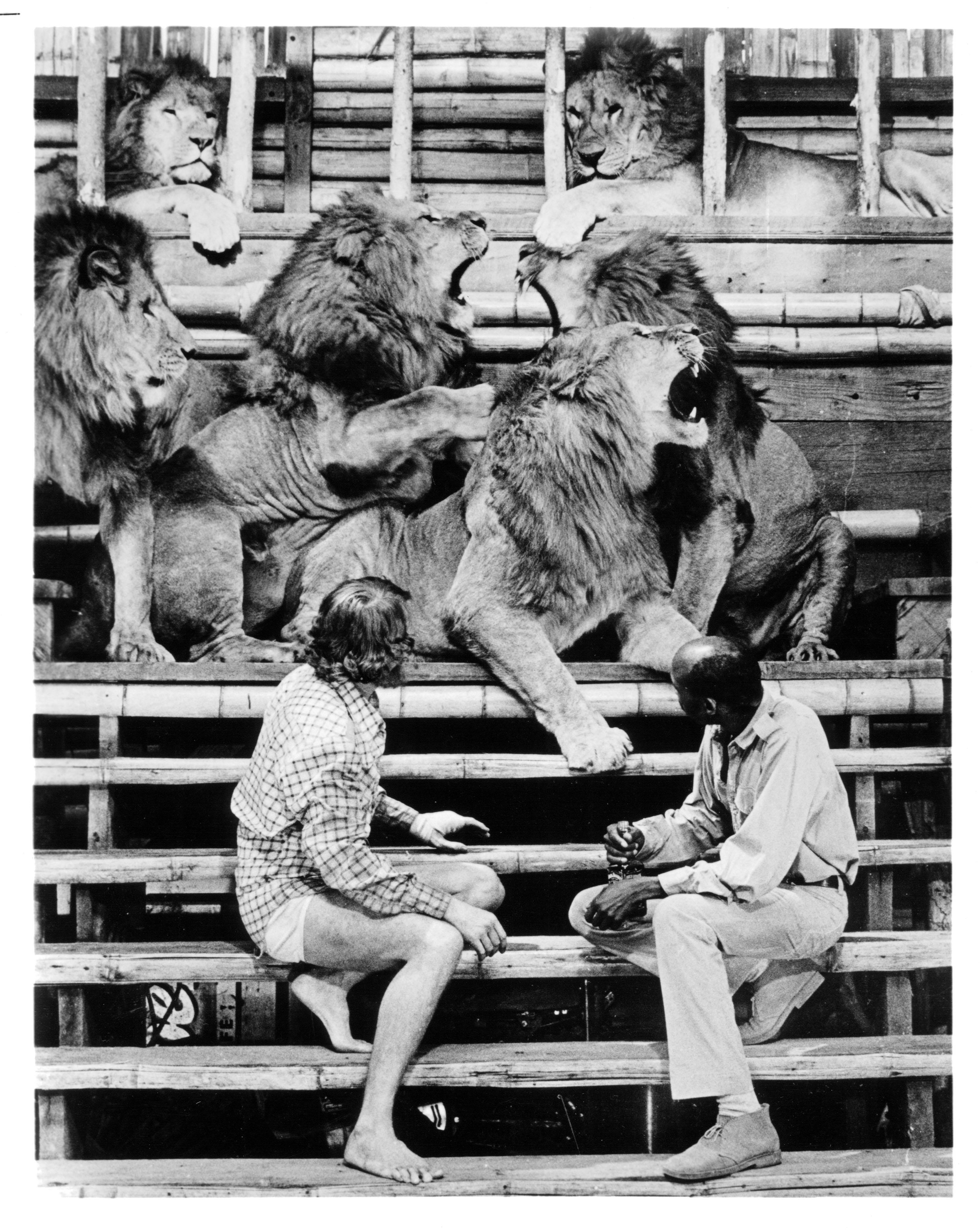 Noel Marshall and Kyalo Mativo in Roar: The Most Dangerous Movie Ever Made (2017)