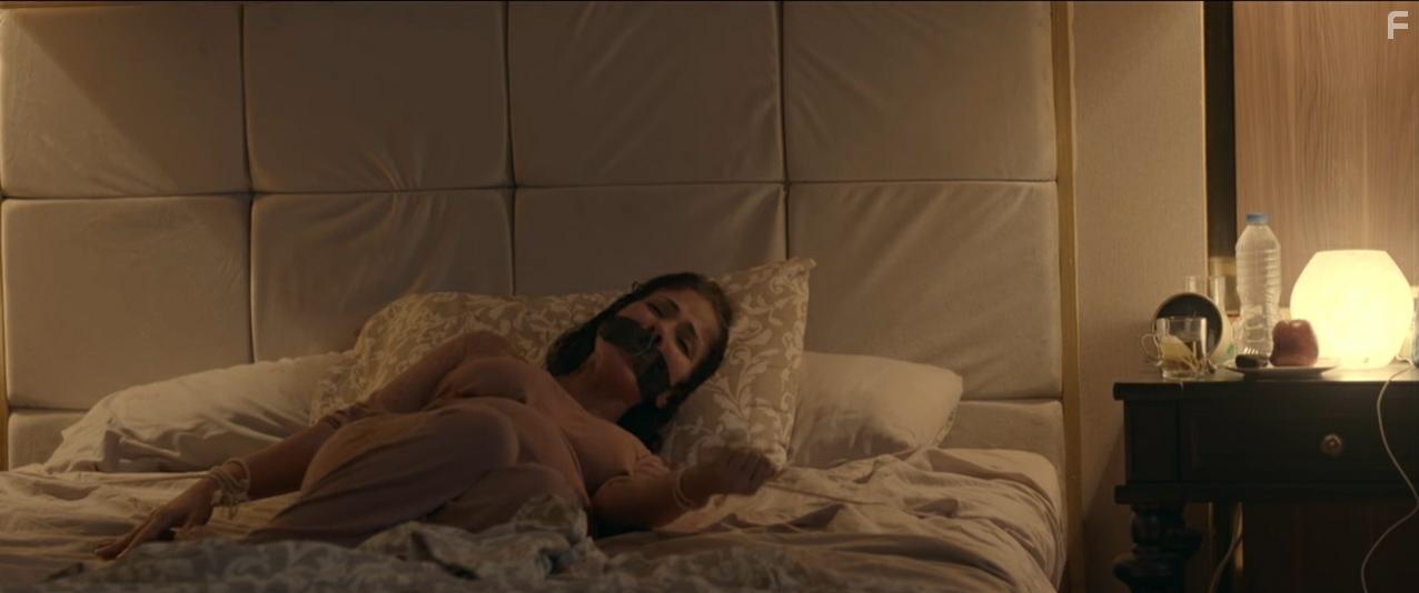 Mona Zaki in The Black Box (2020)