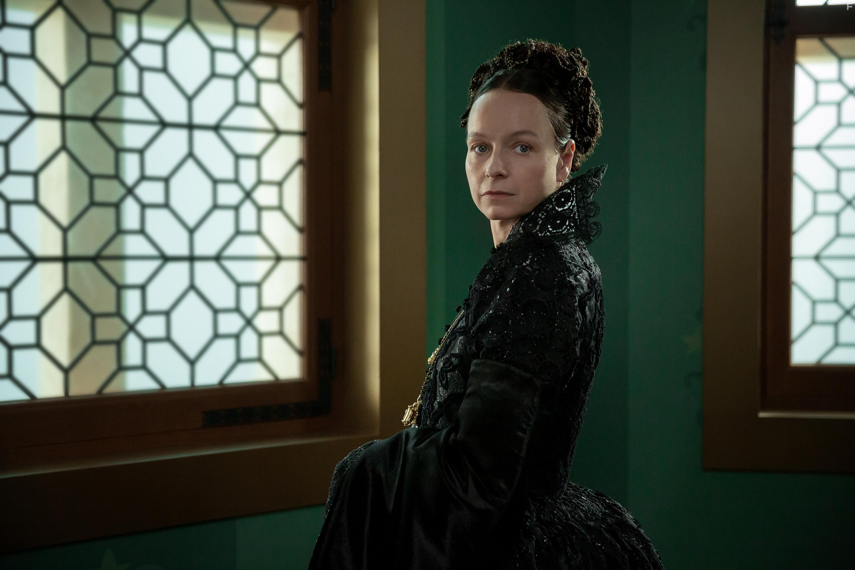 Samantha Morton in The Serpent Queen (2022)