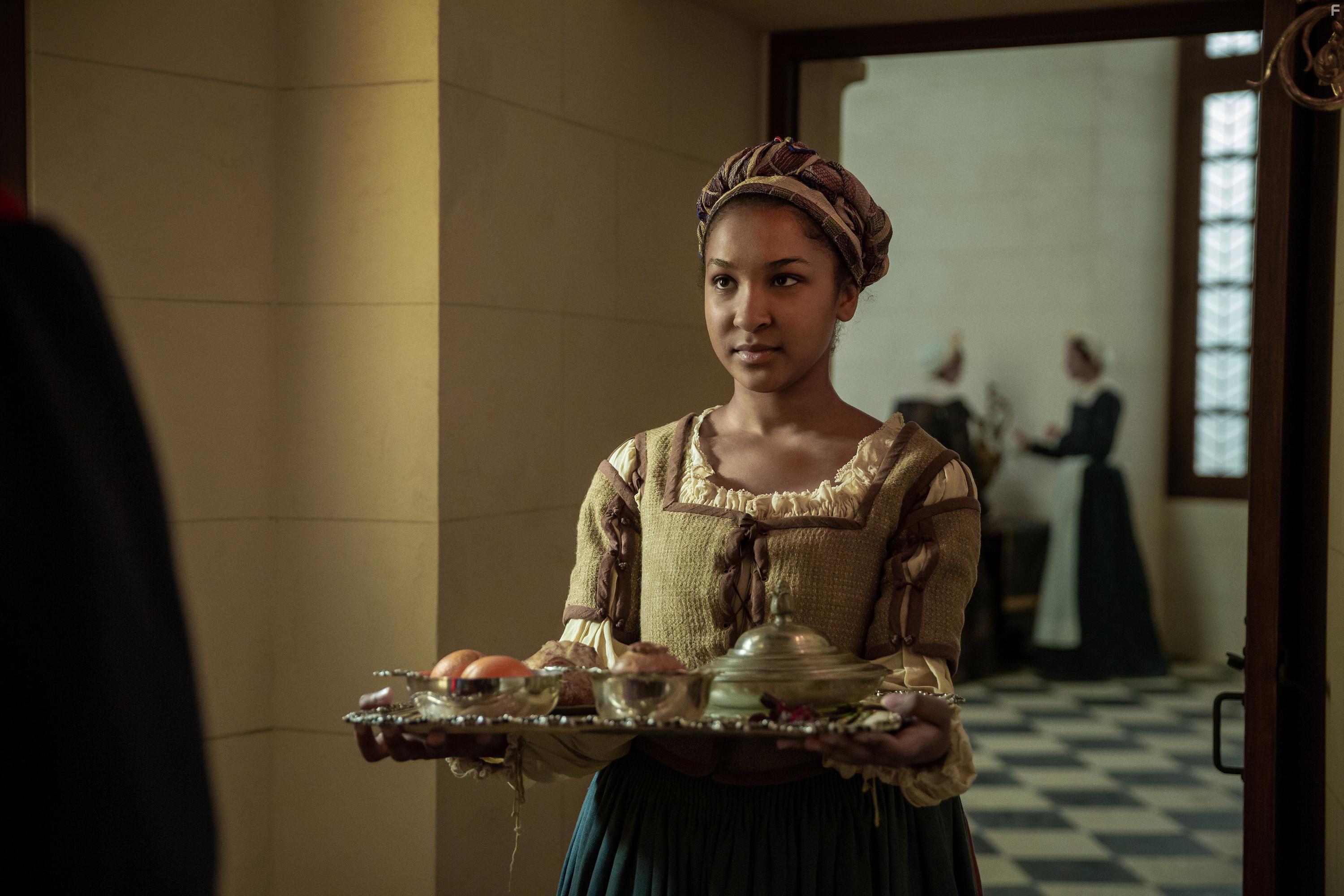 Sennia Nanua in The Serpent Queen (2022)