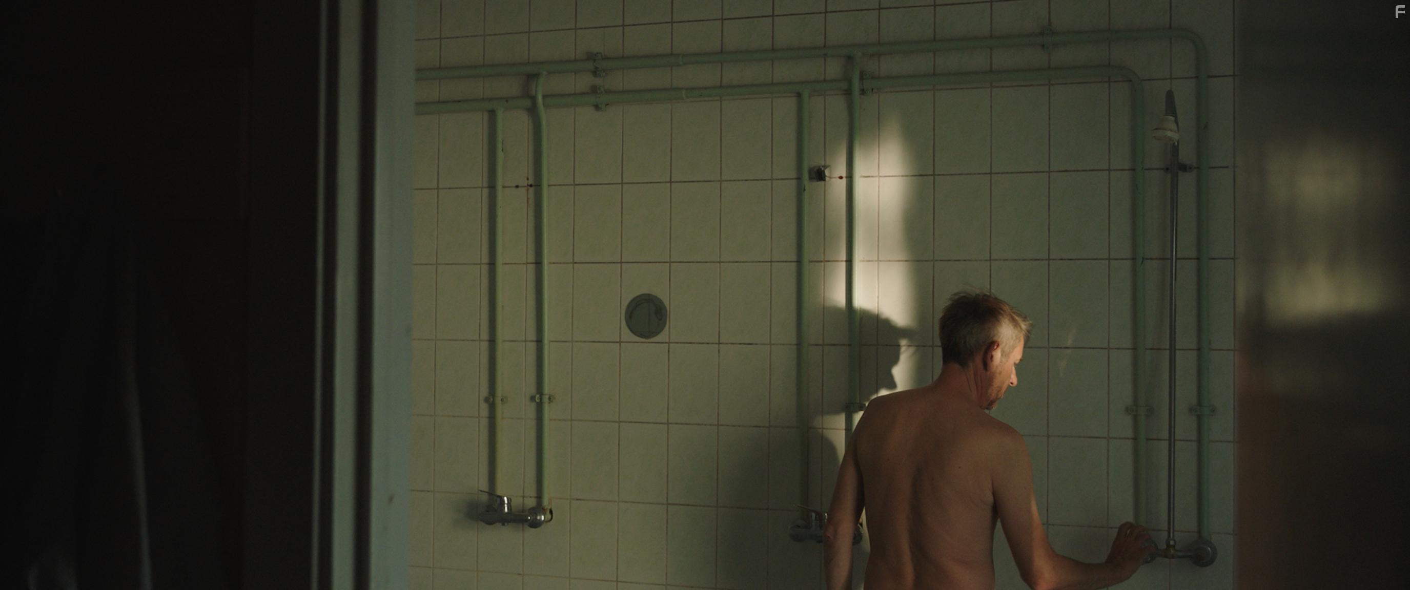 People We Know Are Confused (2021)