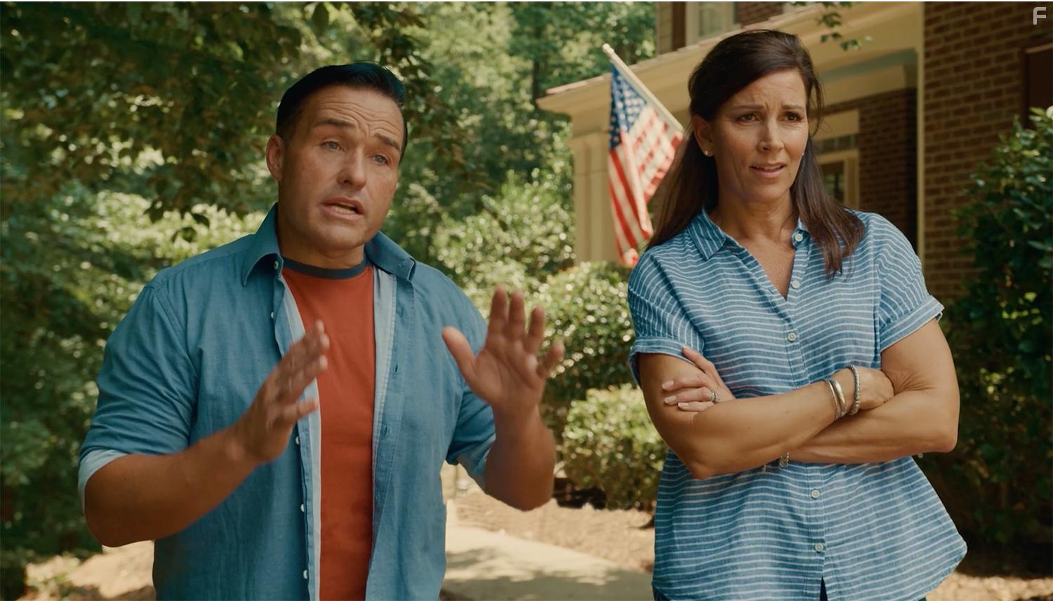 Patty Lambert and Joey Thurmond in The Skeleton's Compass (2022)