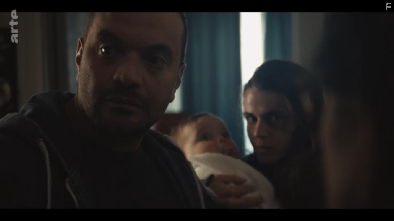 Mohamed Makhtoumi in Les papillons noirs