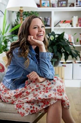 Rachel Boston in Dating the Delaneys (2022)