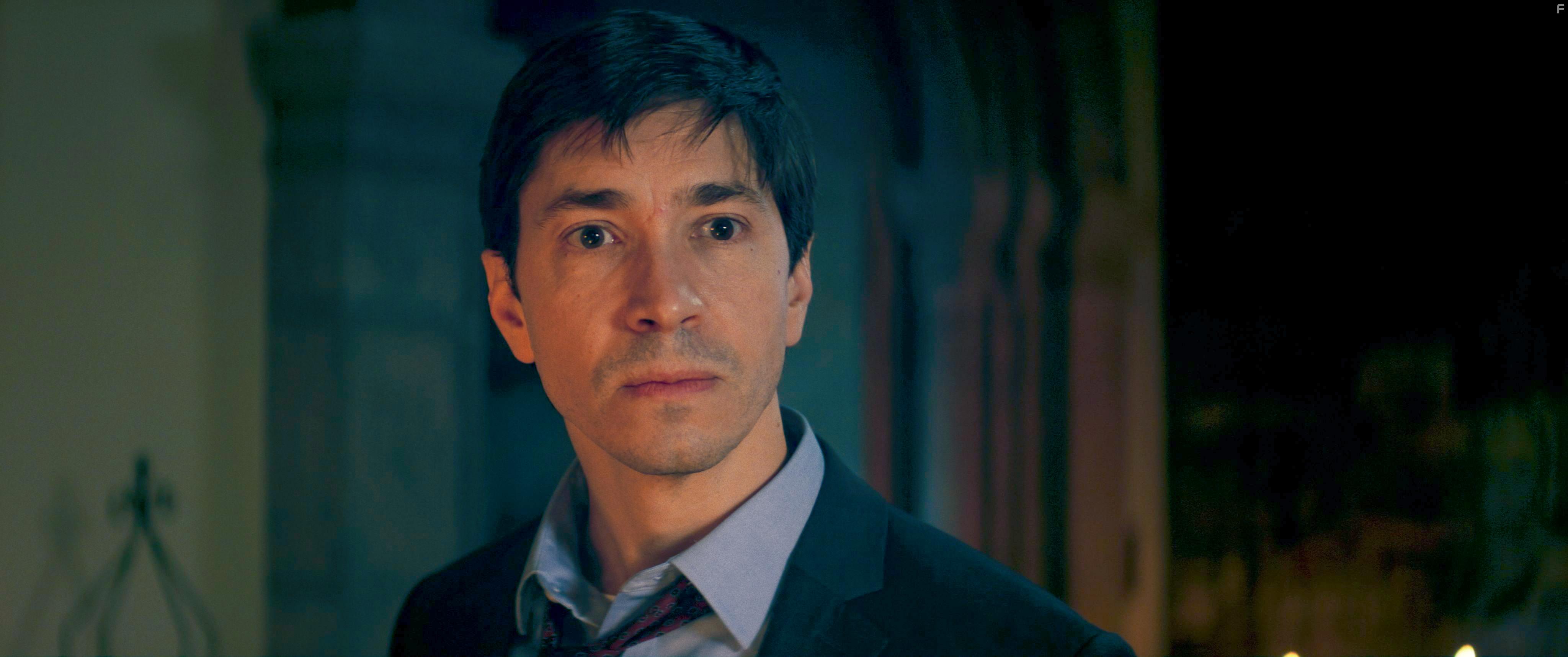 Justin Long in House of Darkness (2022)