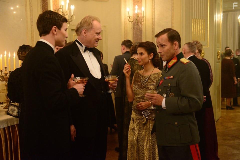 Stephen Dorff, Stellan Skarsgrd, Weronika Rosati, and Leo Suter in Music, War and Love (2019)