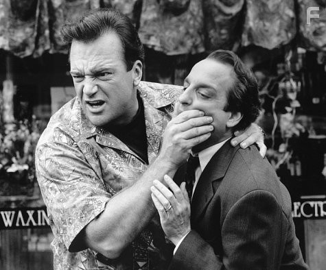 Tom Arnold and David Paymer in Автостоянка (1996)