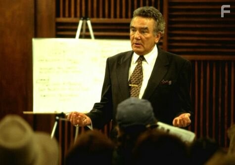 Albert Finney in Эрин Брокович: Красивая и решительная (2000)