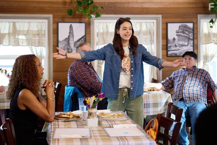 Holly Robinson Peete and Kaylee Bryant in The Journey Ahead (2022)