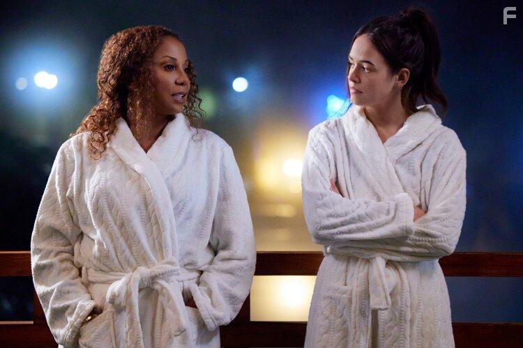 Holly Robinson Peete and Kaylee Bryant in The Journey Ahead (2022)