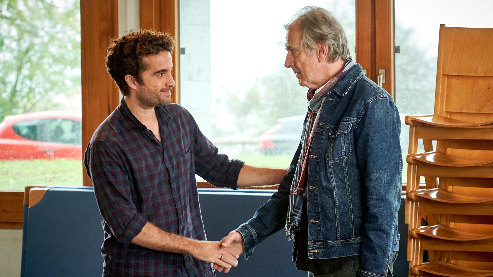 Peter Prager and Oliver Wnuk in Das Leben ist kein Kindergarten (2020)